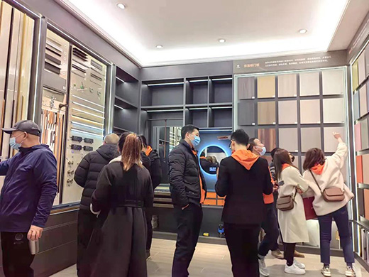 2022���R��ȫ�ݼҾ��̄�(w��)���(hu��)����Ʒ�l(f��)����(hu��)�A�M�ɹ�