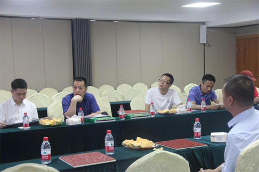 中建五局華南設(shè)計(jì)研究院等一行蒞臨遠(yuǎn)洋體育參觀指導(dǎo)