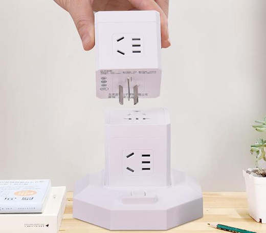 不懼松下“大牌”!雷攝發(fā)布平價(jià)“無(wú)限”延展插座，越來(lái)越受青睞