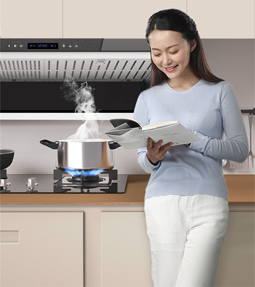 阿詩丹頓Z5油煙機，外部“一紙凈”，內(nèi)部自清洗