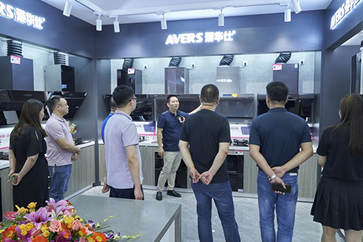 �V�|���A�����ܼҾ�ϲӭ���w�󼪣��_��(chu��ng)��δ��������������