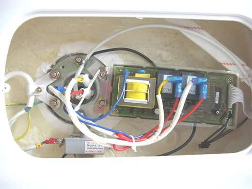 �����r����늟�ˮ��ֻ��һ����(y��u)�c��ʣ�µĶ���ȱ�c!