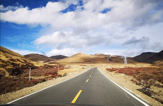 統(tǒng)一潤滑油始終踐行低碳環(huán)保發(fā)展理念，在低碳路上努力奔跑