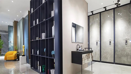 ���`�|(zh��)�Ўr�塤ͩ�l(xi��ng)�꣺�M�M�ҾӸ������������롰�ҡ���ģ��