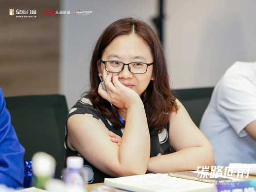 �����������솖����(ji��)��ِ�� �����T����Gɫ�l(f��)չ�r(sh��)���~�M(j��n)