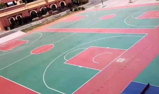 橡膠塑膠球場(chǎng)為什么會(huì)起泡，橡膠塑膠球場(chǎng)起泡原因分析