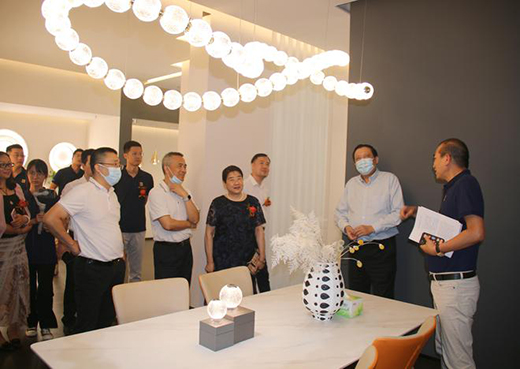 ��↢��|2022������ALED�o(h��)�ی������g(sh��)�l(f��)����(hu��)�A�M��Ļ