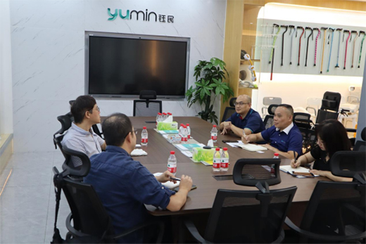 深化交流!中國老基會人才辦秘書長走進鈺民參觀考察