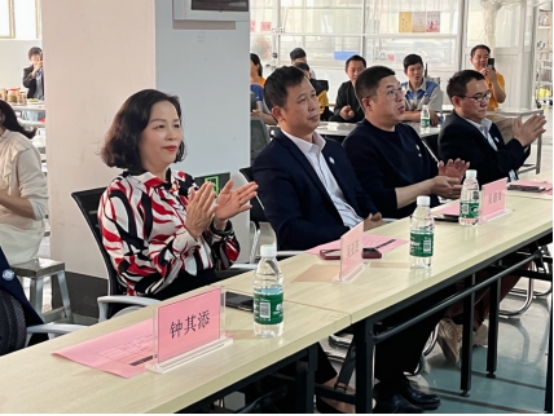 ��������������ů��߅�족2023���������ˮ3.8�DŮ��(ji��)���}���(d��ng)