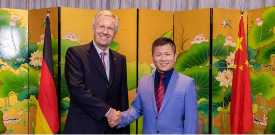 ���������������ϯ�еº����߼�(j��)�e���(d��ng)���䠖�򿂽y(t��ng)�gӭ����