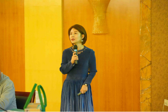 һ���������(li��n)�ˆ���(d��ng)��(hu��)��չʾ����ˇ�g(sh��)��������I(l��ng)�Ҿ��Ј��³���