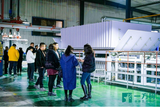 �ИI(y��)�L(f��ng)���µ��A��׃����һ����(sh��)����A�������������̕�(hu��)�ɹ����_(k��i)