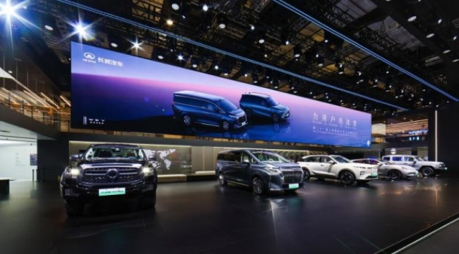 長(zhǎng)城汽車董事長(zhǎng)魏建軍對(duì)話新浪財(cái)經(jīng)專訪第三季，論道中國汽車發(fā)展路徑